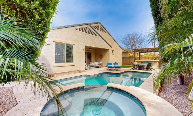 Chandler Casa | Luxurious home with private pool, spa, WiFi & central AC