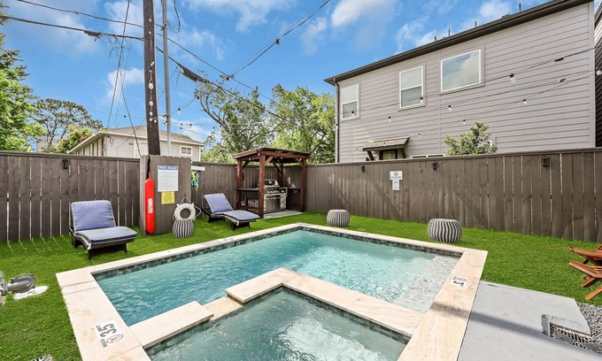 OST - South Union Casa | Luxurious homeaway with Heated Pool Next to the Med Center!!!