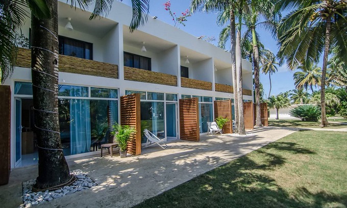 Cabarete Apartamento | Luxurious hotel room on sandy beach