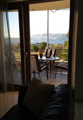 Porto Rafti Apartamento | Luxurious House Near the Sea