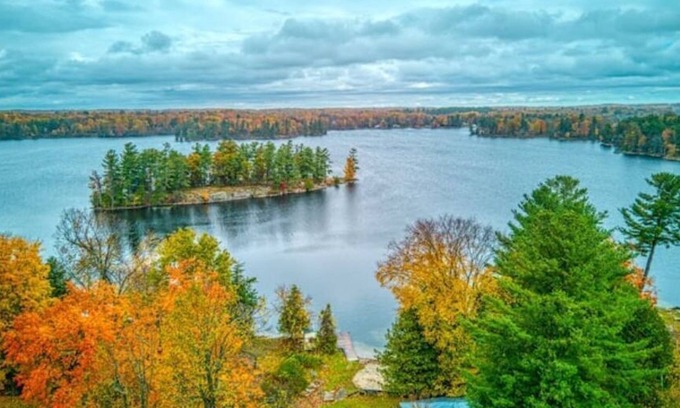 Frontenac Cabina | Luxurious Lakefront Cottage
