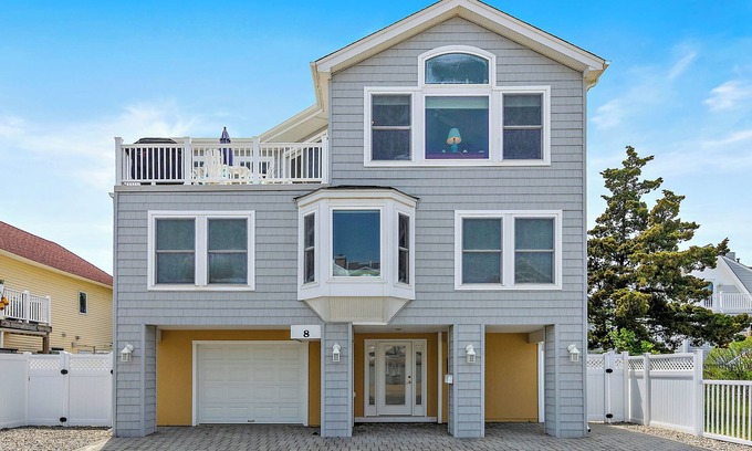 Beach Haven Terrace Casa | Luxurious LBI getaway!