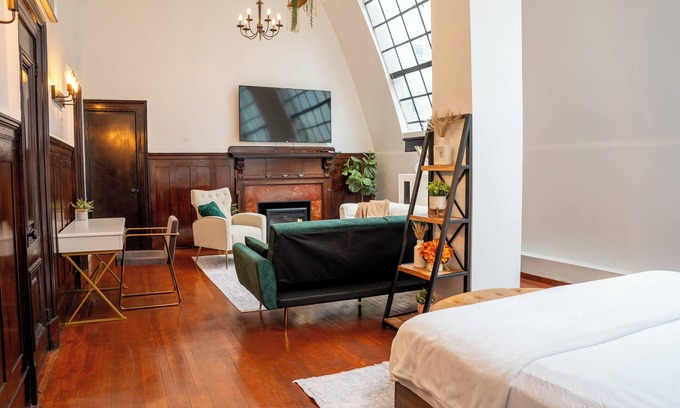Central New York City Apartamento | Luxurious Loft Suite at Mansfield, Central NYC Location near Top Attraction