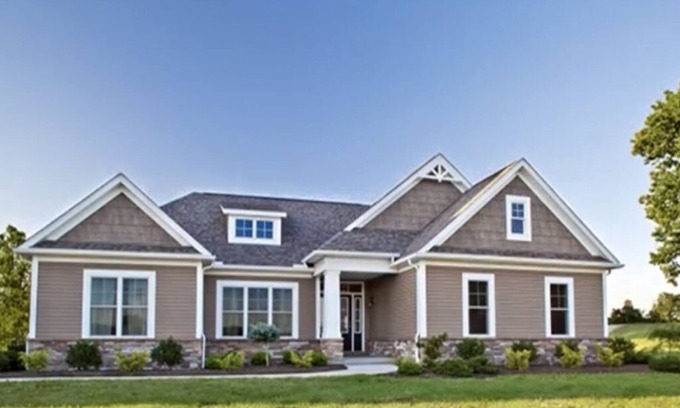 Buford Casa | Luxurious & Modern newly renovated good for corporate housing & family functions