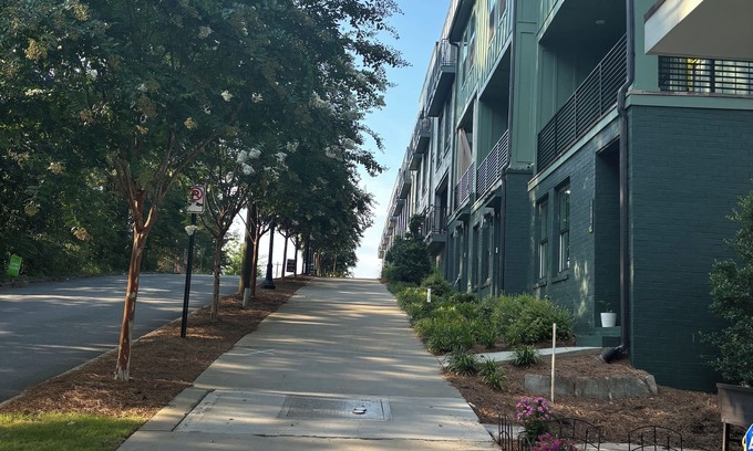 Westside Casa | Luxurious multilevel bungalow in the heart of bustling West Midtown Atlanta.