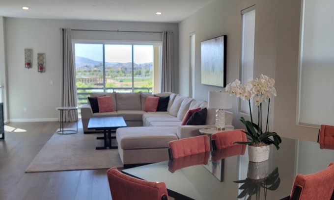 Dublin Casa | Luxurious New 4 BD/3.5 BA House - Near public transportation
