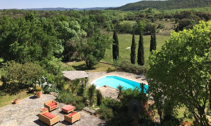 Brouzet-les-Quissac Casa | Lujosa casa de piedra antigua con piscina en una ubicación fantástica en medio de viñedos