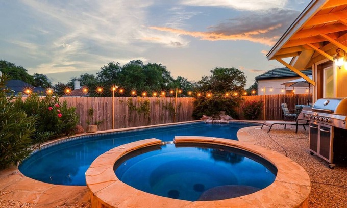 Riverbend of Camino Real Casa | Luxurious Oasis w/ Serene Pool, Games & Fire pit