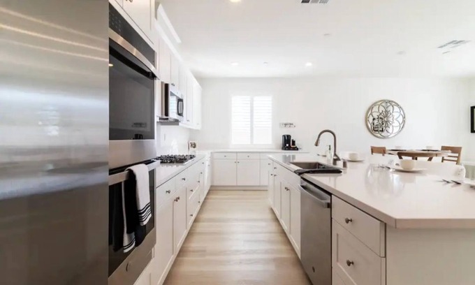 Redlands Casa | Luxurious Redlands Retreat W/Breathtaking Views