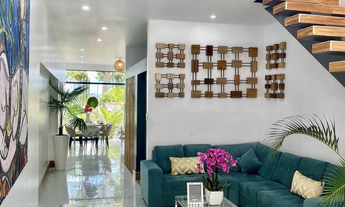 Rioja Casa | Lujosa Residencia Con Cocina, Lavadora y Secado con Vistas En el Centro