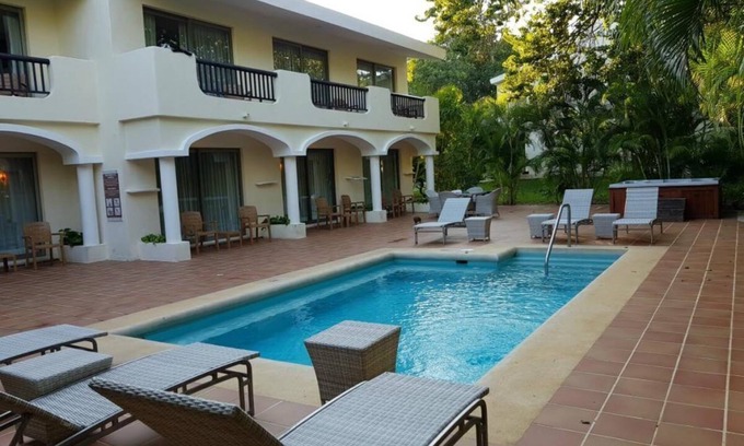 Área de Playacar Fase II Complejo | Luxurious Retreat in Sandos Playacar SPA AND BEACH RESORT 95.00 night special