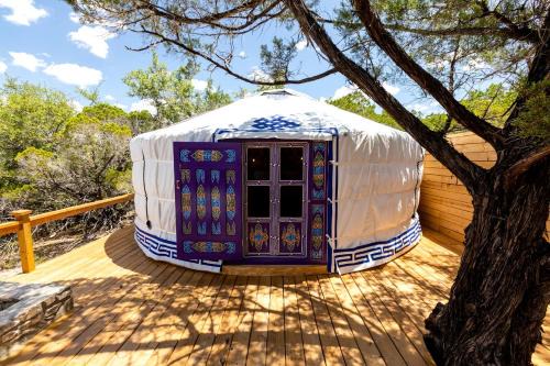 Dripping Springs Otro | Luxurious Romantic Yurt with Hot Tub in Dripping Springs, Texas