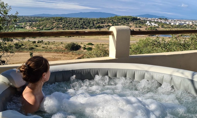 Lagos Cabaña | luxurious romantic cottage overlooking the Monchique and sea