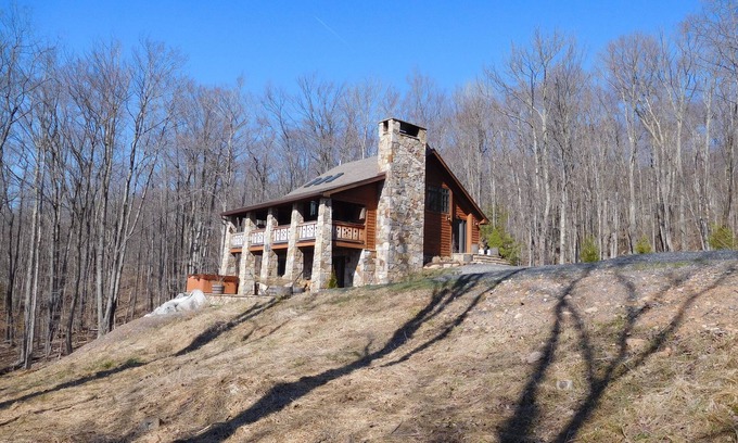 Timberline Chalet De Esquí | Lujosa casa de vacaciones rústica y privada con excelente vista.