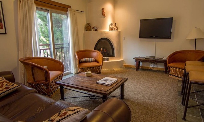 Taos Ski Valley Condominio | Lujoso Ski Condo 2 min de ascensores, completo Cocina y más