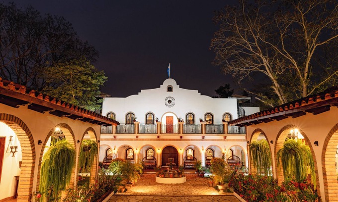 Copan Ruinas Casa | Lujosa Hacienda Colonial Española