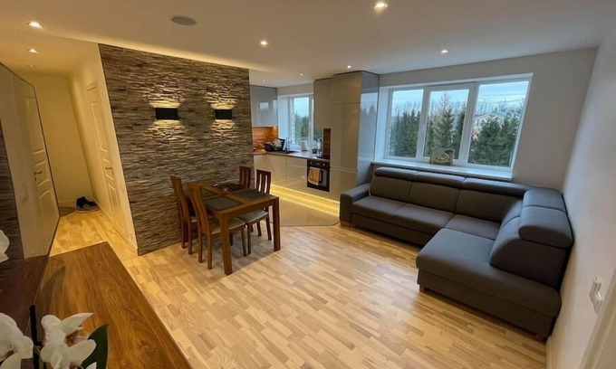 Cesis Apartamento | Luxurious stay at modern apartment (Cesis), Luxurious stay at modern apartment (Cesis)