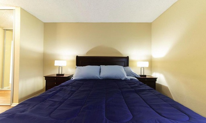 Santa Ana Heights Apartamento | Luxurious stay near the beach