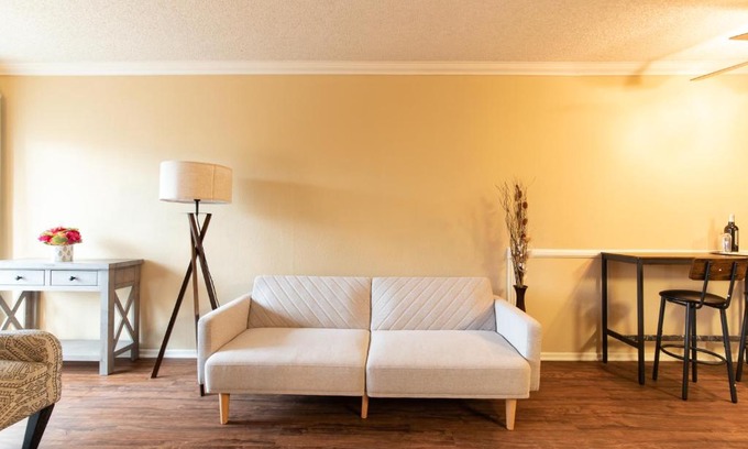 Santa Ana Heights Apartamento | Luxurious stay near the Beach