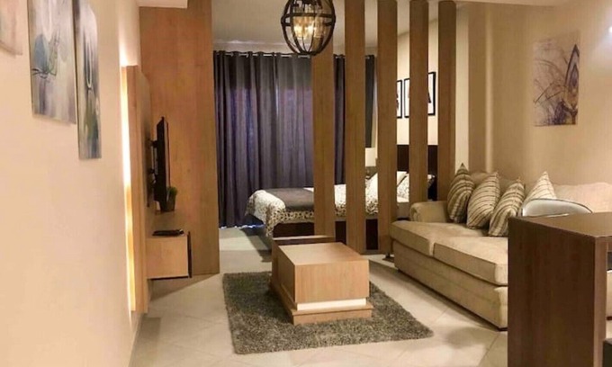 Al Swaifyeh Apartamento | Luxurious studio 13 mins to downtown - few steps to great foods, cafes, shops