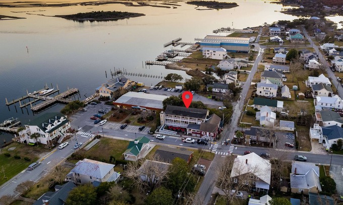 Swansboro Apartamento | luxurious studio apartment in the heart of Swansboro’s historic waterfront #3