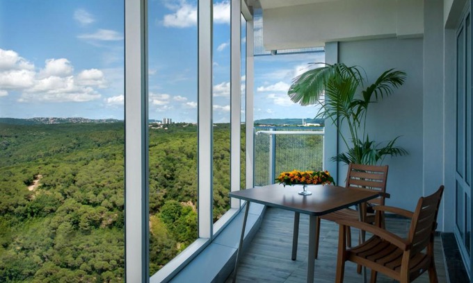 Maslak Apartamento | Luxurious Studio with Shared Pool and Refreshing View in Maslak