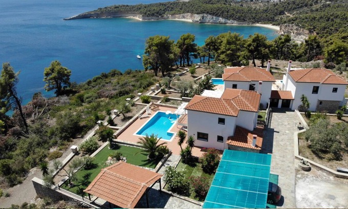 Alonissos Villa | Villa de lujo Anemologio con una piscina privada junto al mar