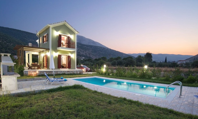 Agia Efimia Villa | Villa Ioanna In Agia Efimia, piscina privada, tranquila, no es necesario alquilar un coche