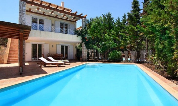 Kosta Villa | Lujosa villa con piscina en Porto Heli