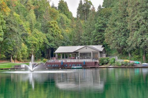 Ridgefield Casa | Luxurious Waterfront Retreat with Private Pond!