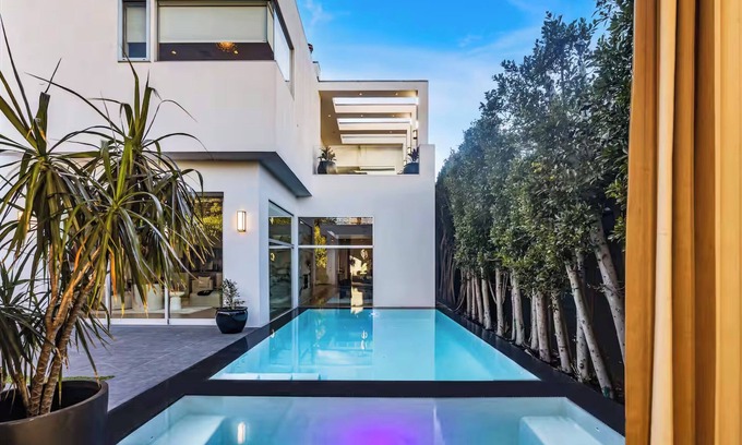 The Flats Casa | Luxurious West Hollywood Villa