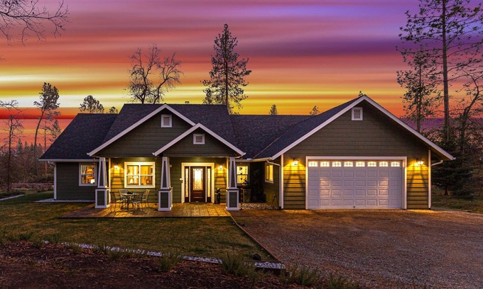 Mariposa Casa | Yosemite Pines Resort su propio entorno privado como un spa, piscina, pony, sala de juegos