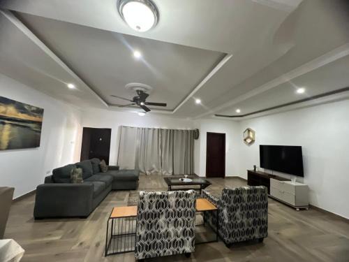 Madina Apartamento | Luxuriouz apartment East Legon