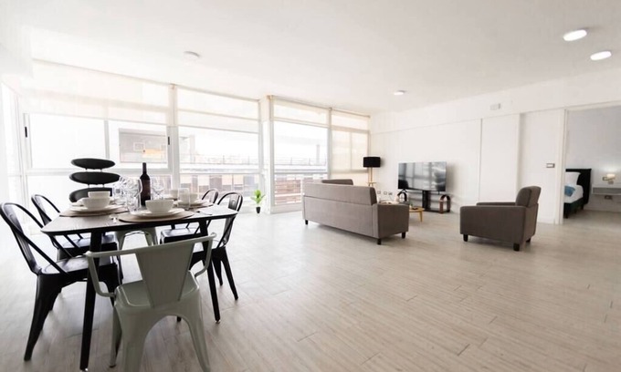 San Francisco Apartamento | Luxury 1 bedroom apt free parking and Pool