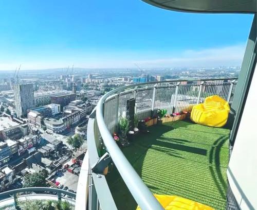 Barking Apartamento | Luxury 1-Bedroom Apt with Stunning London Views