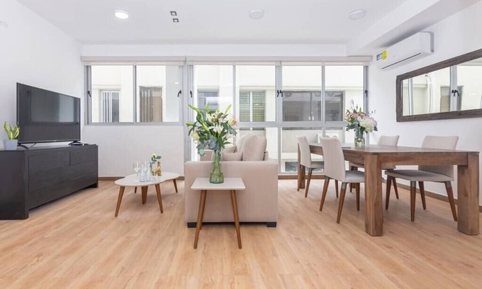 Marbella Condominio | ★Luxury 1 bedroom apt with free parking