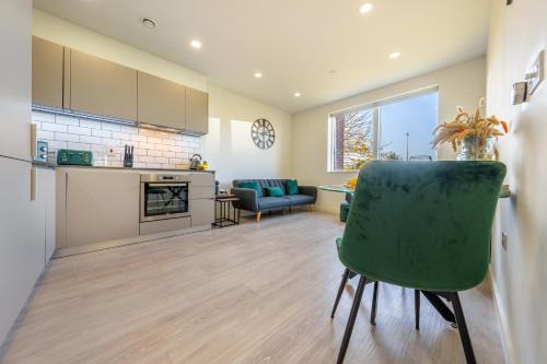 Stevenage Apartamento | Luxury 1 Bedroom serviced apartment with Roof terrace & Gym