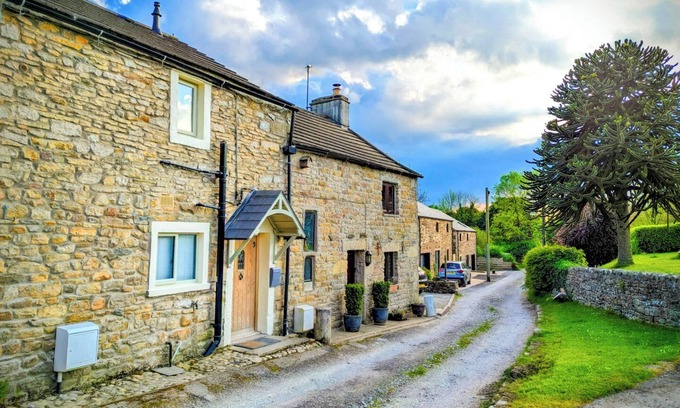 Fourstones Near Bentham Cabaña | Luxury 18th Century Stone Built Cottage
