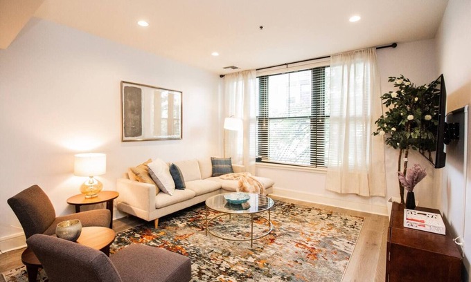 South End Apartamento | Luxury 1Bed Loft, 2 Baths, Central Air, South End