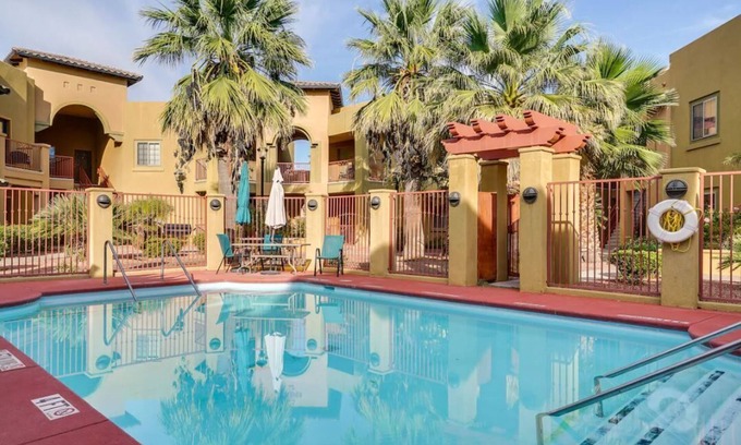 Las Cruces Condominio | Luxury Condo in Gated Community...2 bed/2 bath private condo in Las Cruces