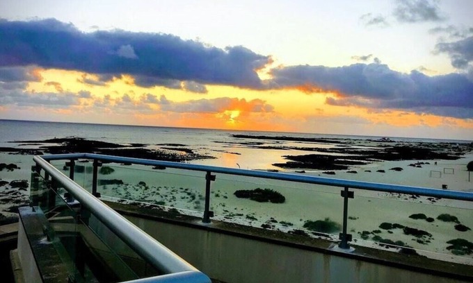 Los Lagos Apartamento | Luxury 2 bed Penthouse Apartment on El Cotillo beach stunning views. Marfolin 18