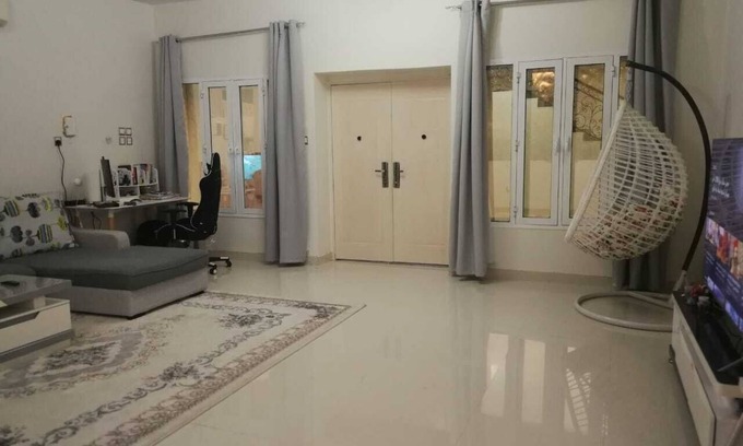 Al Maabilah Casa | Luxury 2 bed room house in a quiet neighbourhood