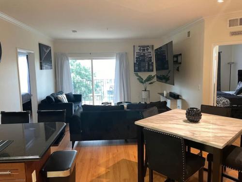 Little Tokyo Apartamento | Luxury 2 bedroom apartment in downtown LA!