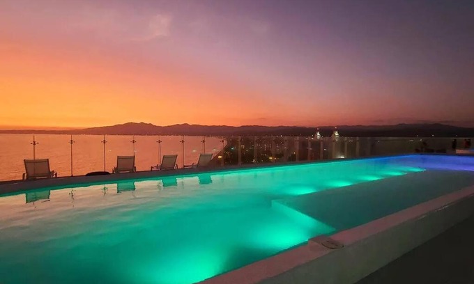Flamingos Apartamento | Luxury 2 bedroom beach front at Nuevo Vallarta