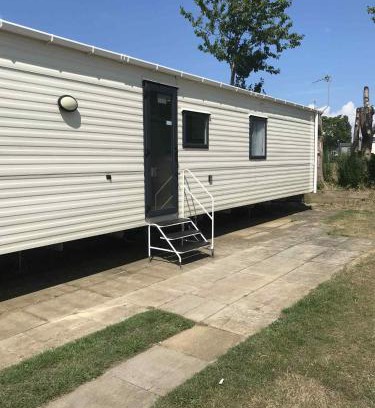 Hunstanton Casa | Luxury 2 bedroom Caravan Pets stay Free