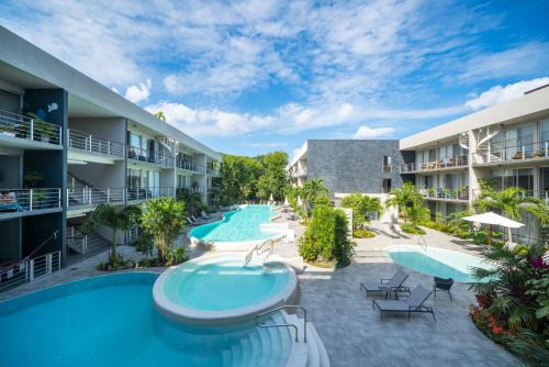 Playacar Apartamento | Luxury 2 Bedroom Condo with Pool - At Playacar II Bamoa