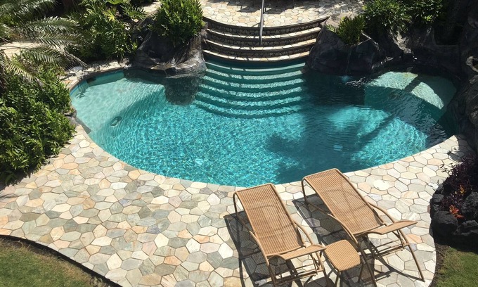 Keaau Casa | Lujo frente al mar con piscina y confort con aire acondicionado
