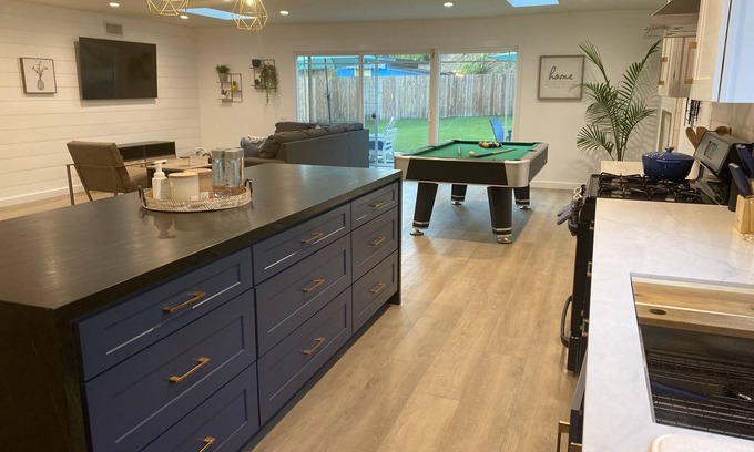 Malibu Canyon Casa | Luxury 2022 fully remodeled in Calabasas