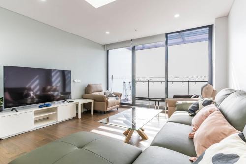 Sydney Olympic Park Apartamento | Luxury 2B Oasis Panoramic City Views 1 Car Park