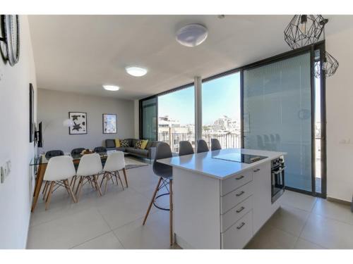 Old North Apartamento | Luxury 2Bedroom brand new apt Carlton Hotel
